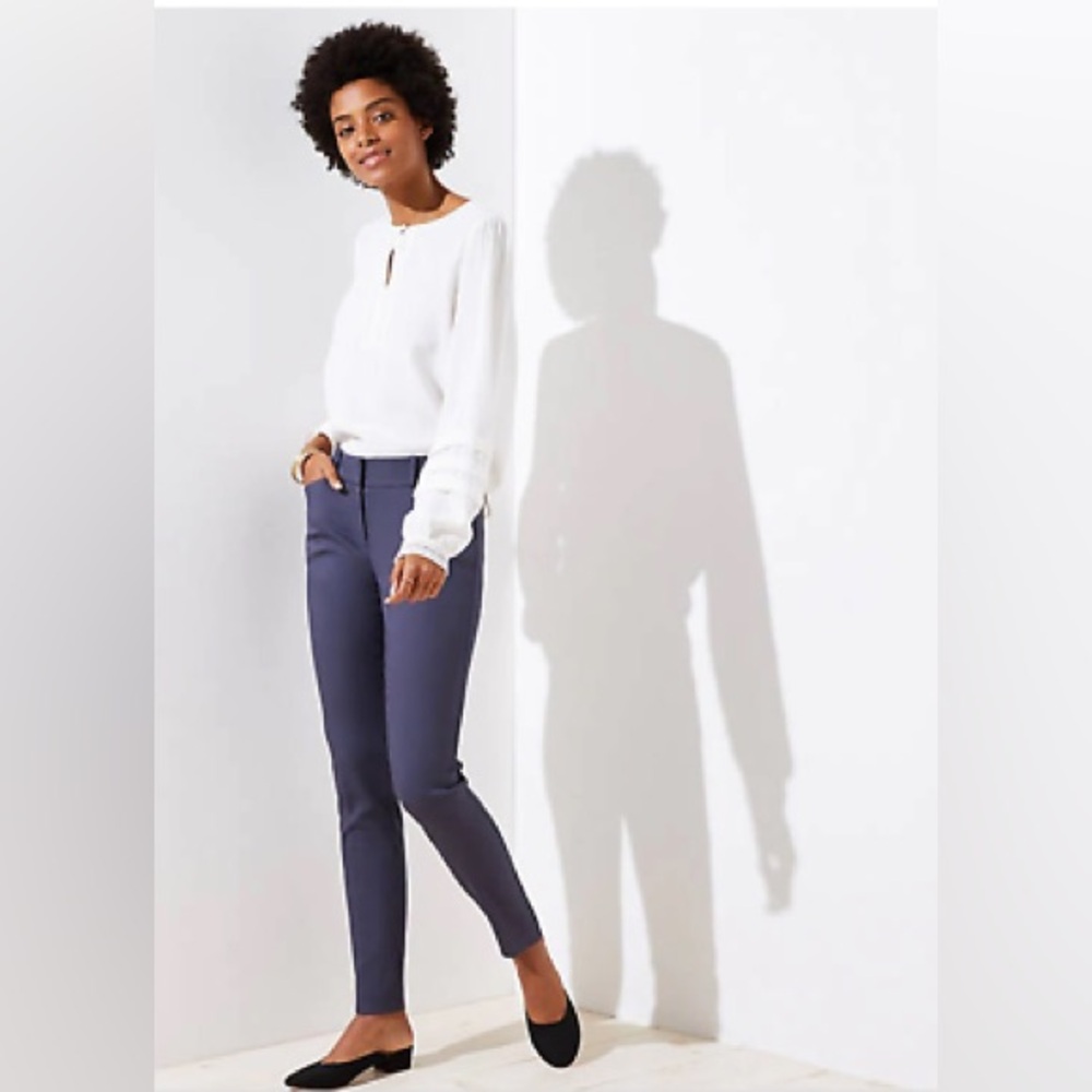 LOFT Marisa Skinny Ankle Dress Pants / Trousers - Blue-Grey, Size 8